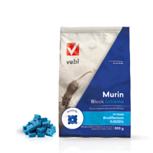 Sacco di esca rodenticida in forma di blocco paraffinato per topi e ratti