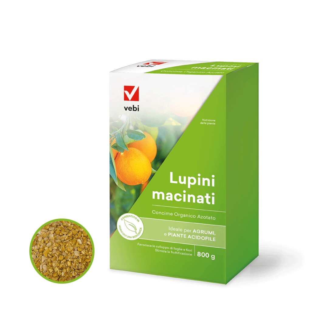 Confezione di concime organico per rendere il terreno più fertile