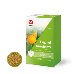 Confezione di concime organico per rendere il terreno più fertile