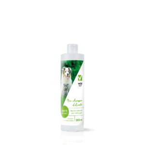 Bottiglia di shampoo naturale per cani e gatti